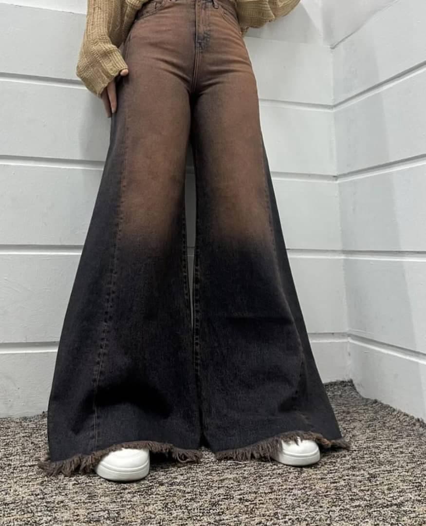 فروشگاه شلوار و پوشاک زنانه بلو جین در کازرون