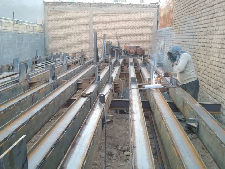 جوشکاری اسکلت سازان سورنی در کرمانشاه