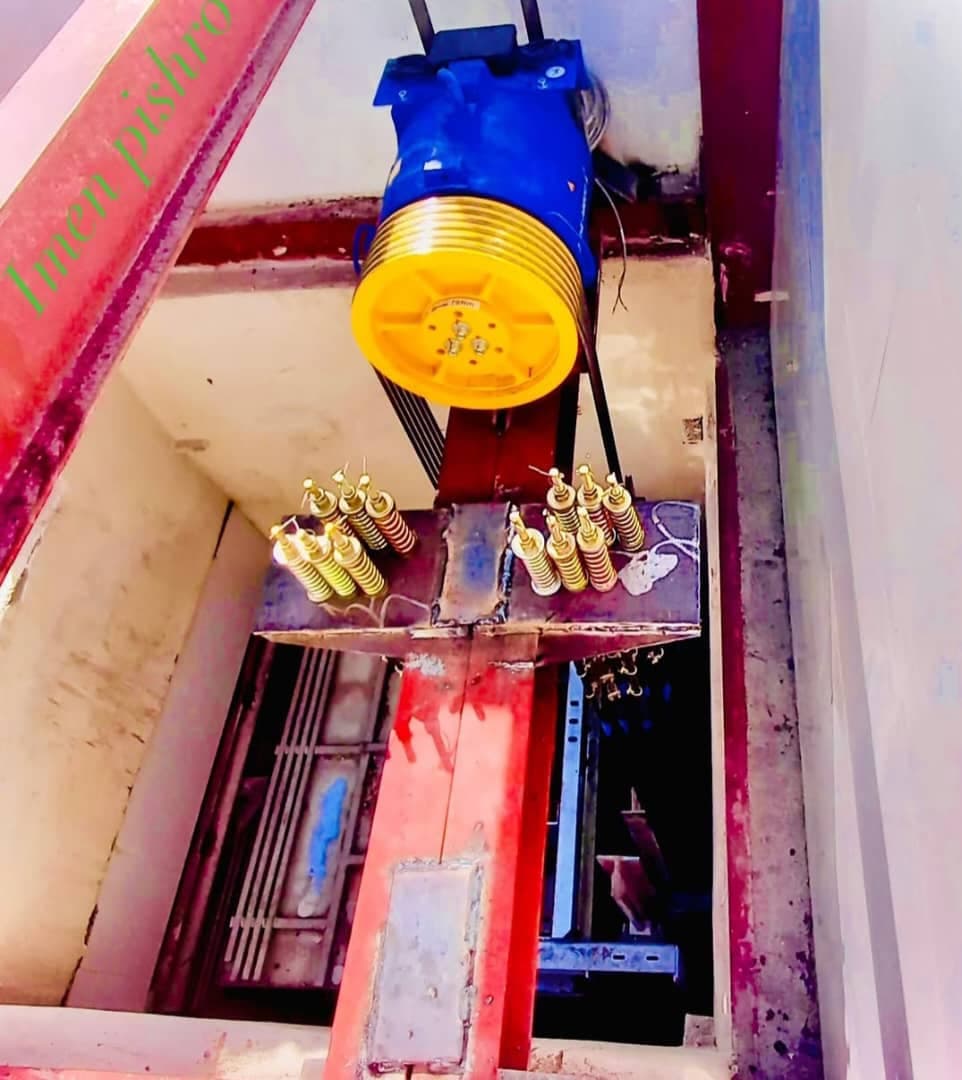 نصب و سرویس آسانسور ایمن پیشرو امید در شهرکرد