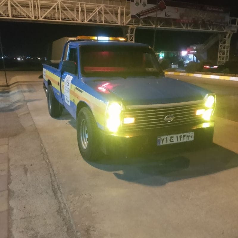 نیسان یدک کش با چرخ گیر حقدان در اشتهارد