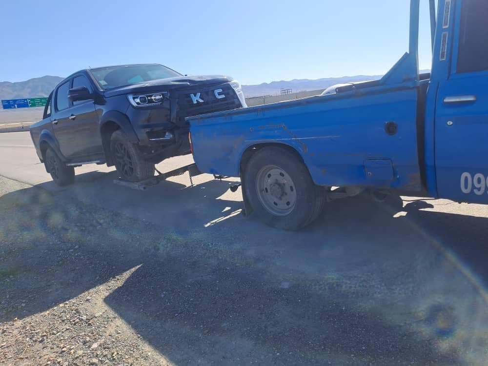 نیسان یدک کش با چرخ گیر حقدان در اشتهارد