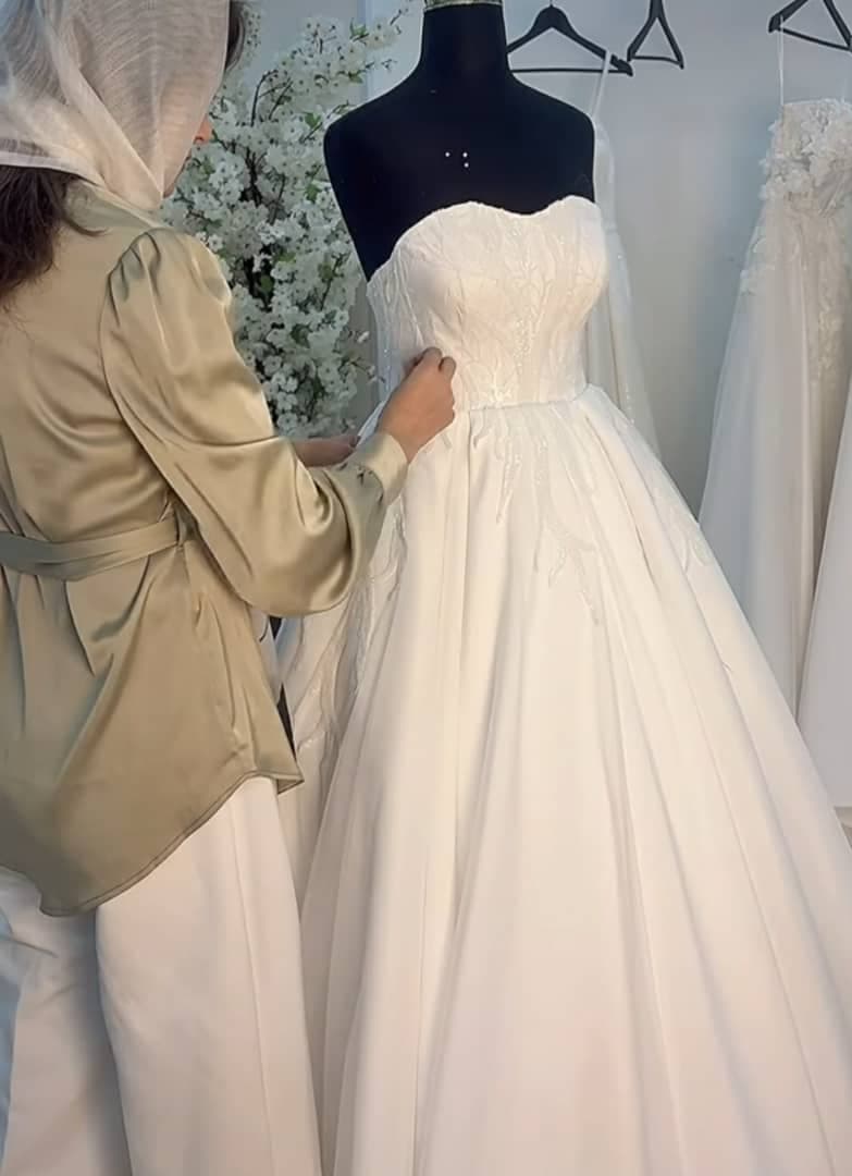 مزون لباس عروس cip آیماه در نارمک تهران