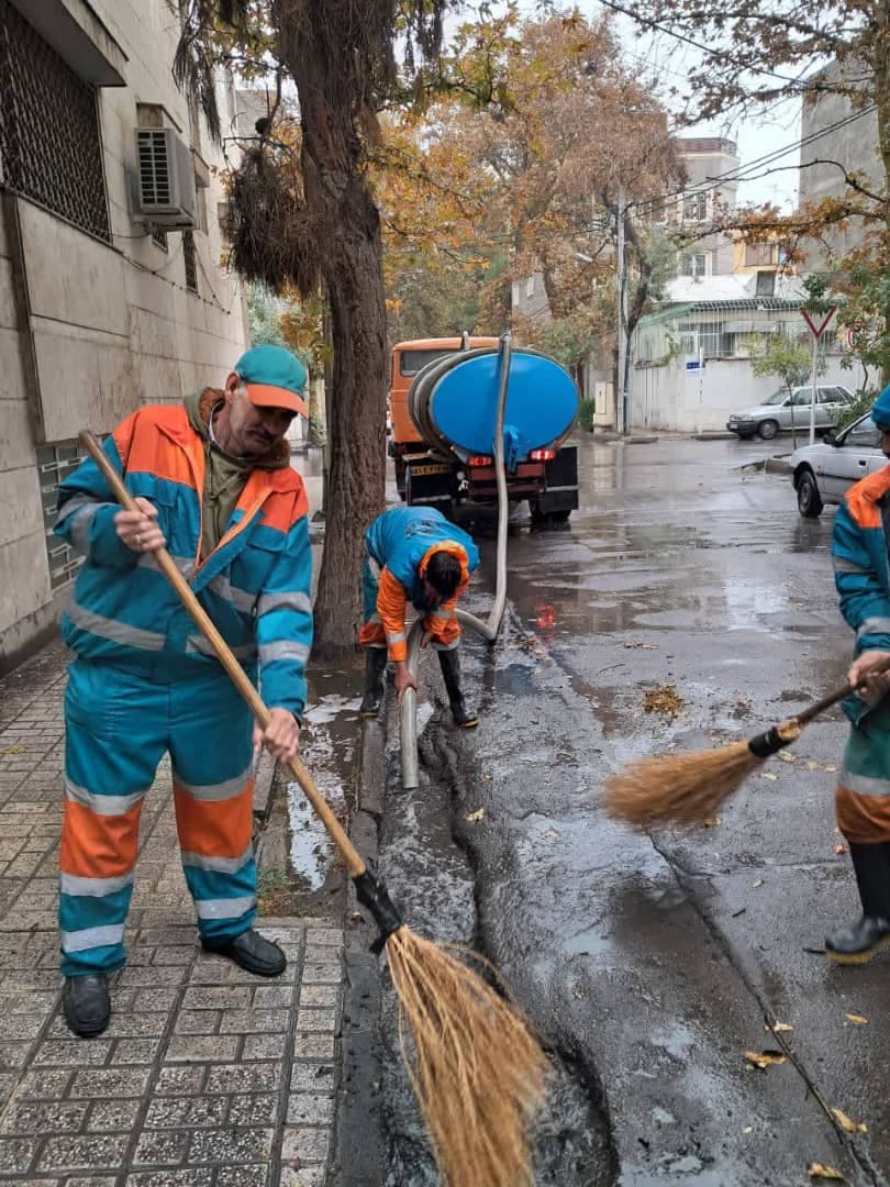 خدمات تخلیه چاه فاضلاب شبانه روزی صداقت در مشهد