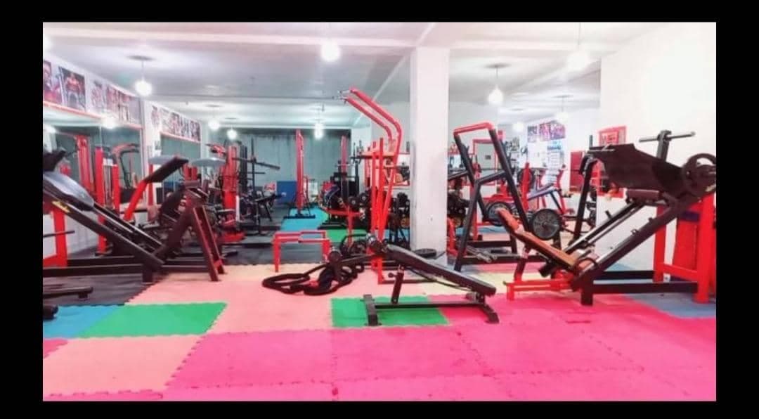 مجموعه ورزشی مهرشاد در دهدشت