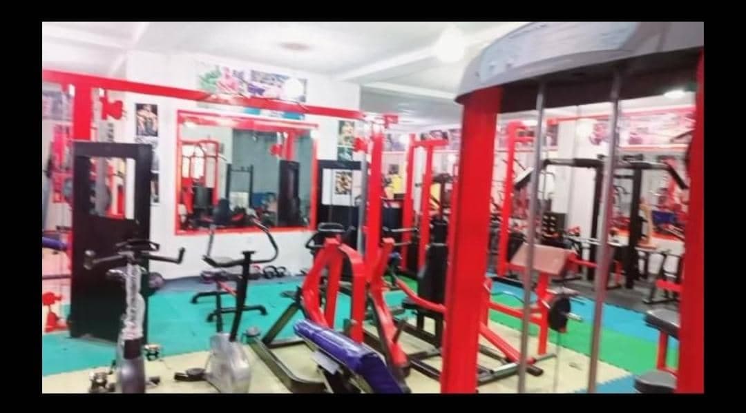 مجموعه ورزشی مهرشاد در دهدشت