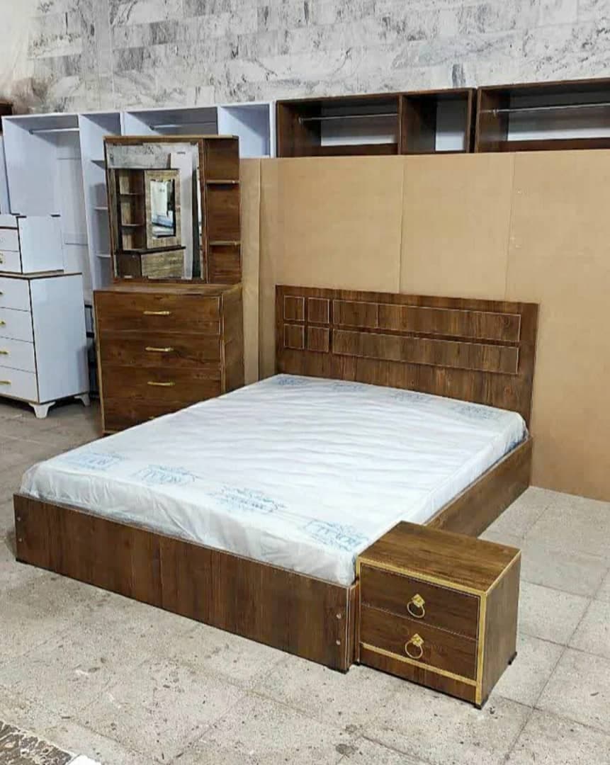 تولید و فروش مبلمان و صنایع چوبی گالری رویا در اصفهان