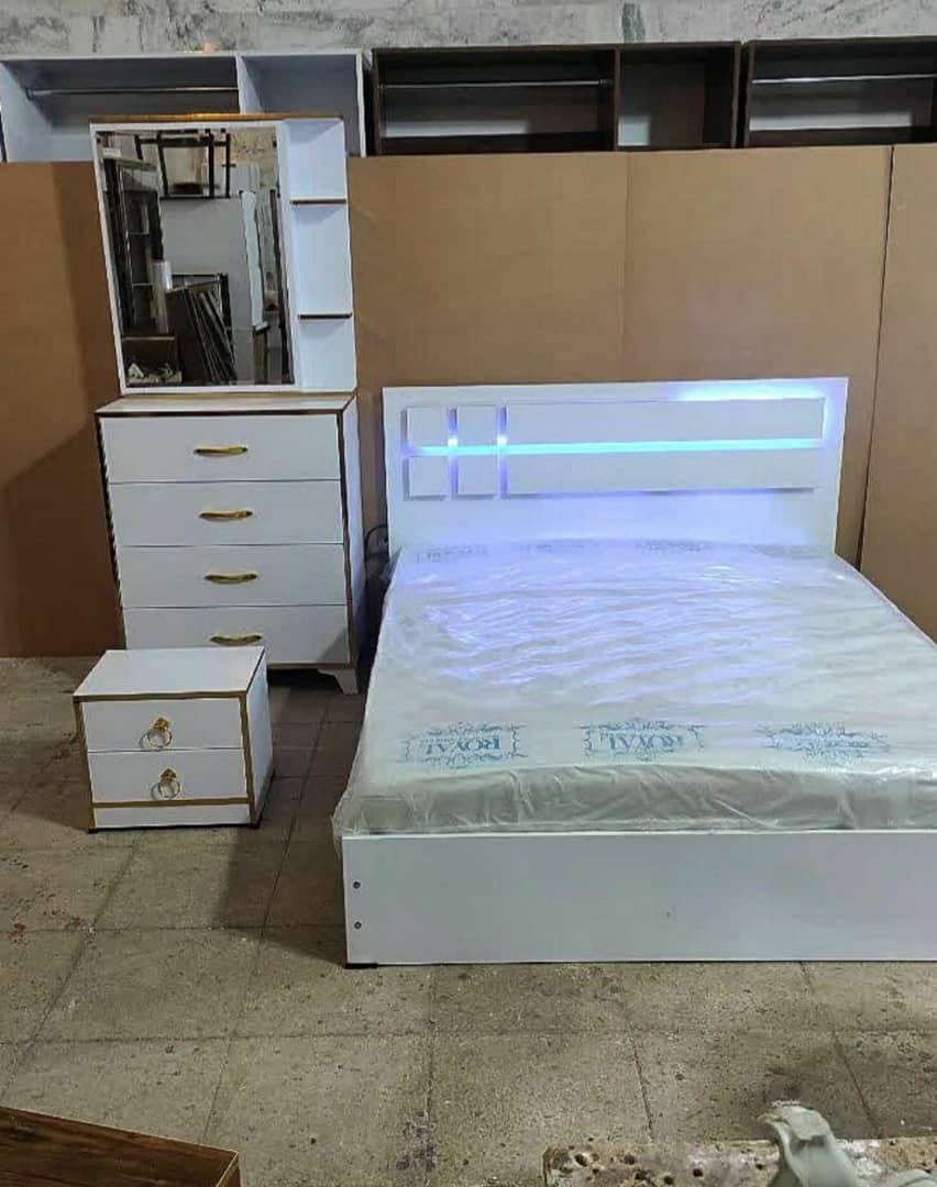 تولید و فروش مبلمان و صنایع چوبی گالری رویا در اصفهان