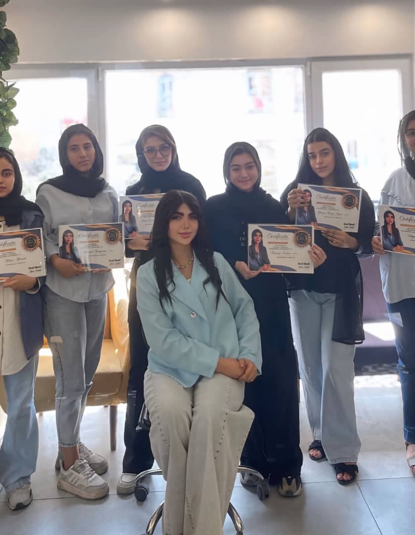 مرکز تخصصی پوست و زیبایی هستی خلیلی تهران