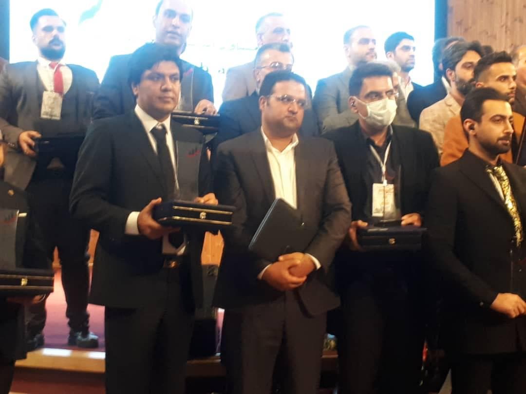 دکتر فرشاد منصوری آپارتمان ساز و مدیریت املاک در بوشهر