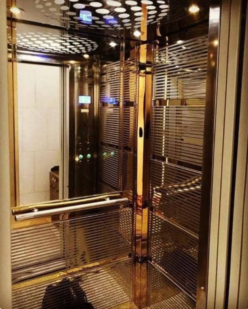 تولید و فروش آسانسور و پله برقی تاج آسانبر جهان در مشهد