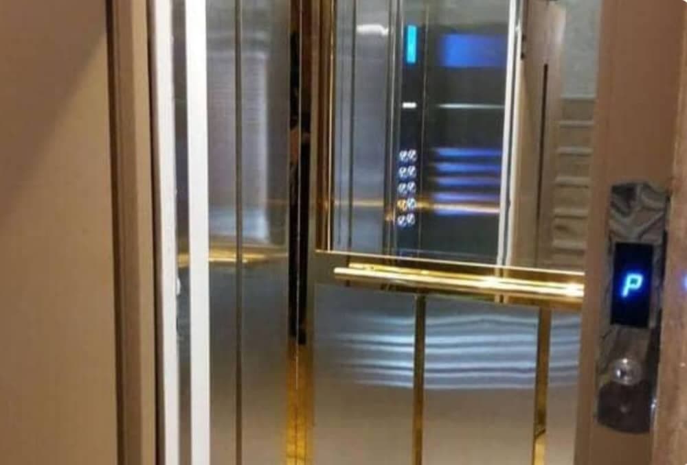 تولید و فروش آسانسور و پله برقی تاج آسانبر جهان در مشهد