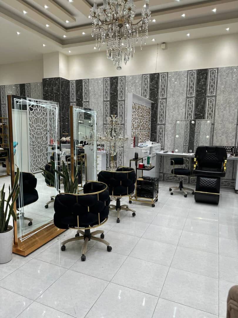 تولید فروش صندلی آرایشگاهی و آینه لمسی بلوتوث دار یوسفی در ارومیه