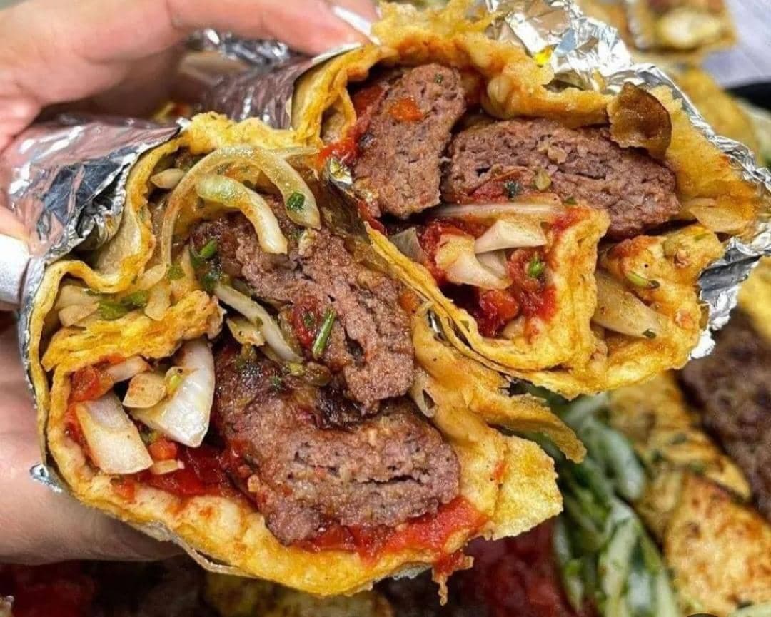 کره کبابی دکتر لقمه ناروئی در ایرانشهر