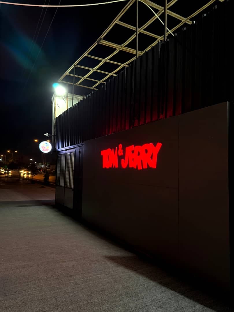 رستوران تام و جری tom and jerrye در بندرعباس