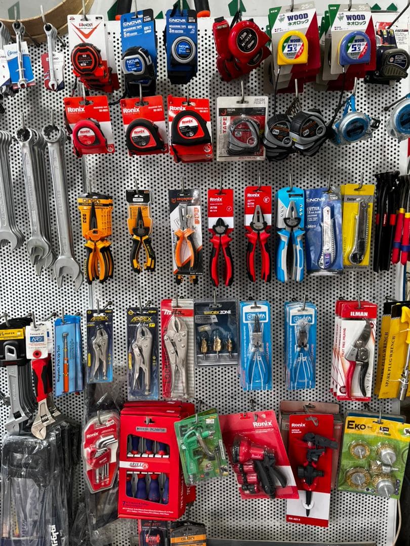 فروشگاه ابزار یراق جهان ابزار در کلاردشت