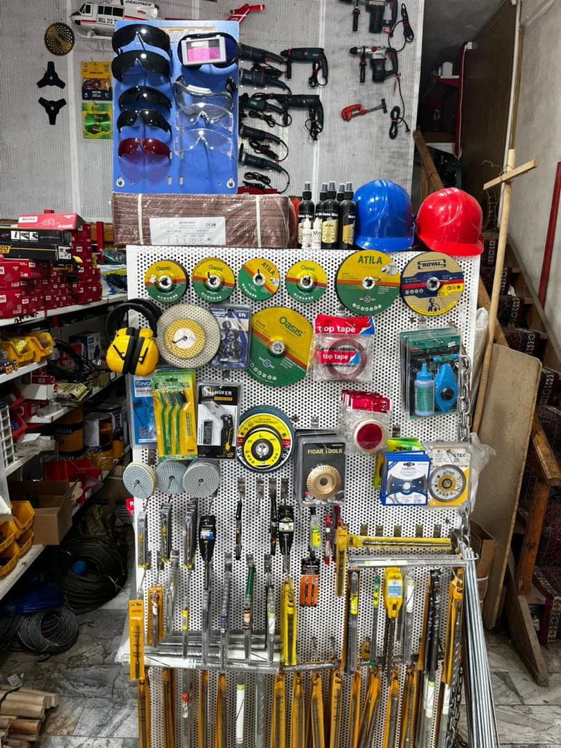 فروشگاه ابزار یراق جهان ابزار در کلاردشت