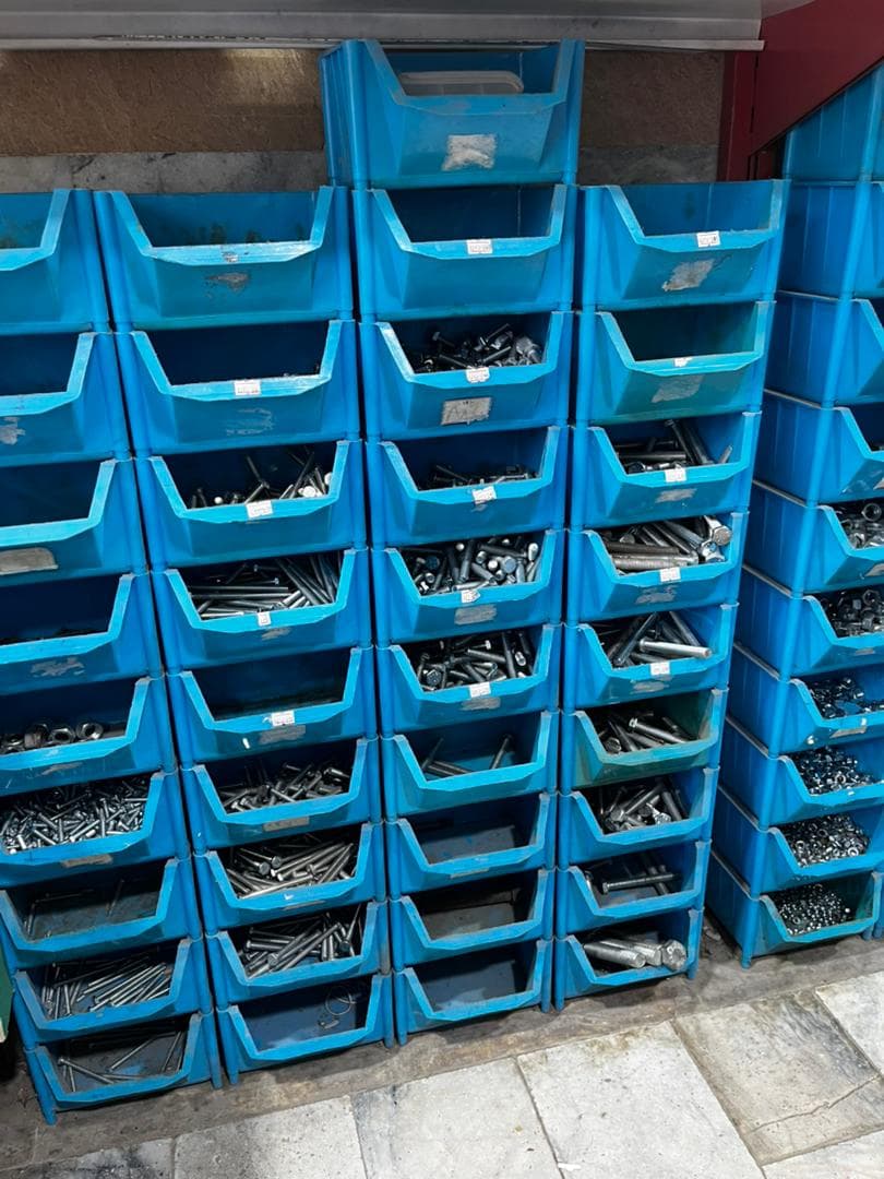 فروشگاه ابزار یراق جهان ابزار در کلاردشت