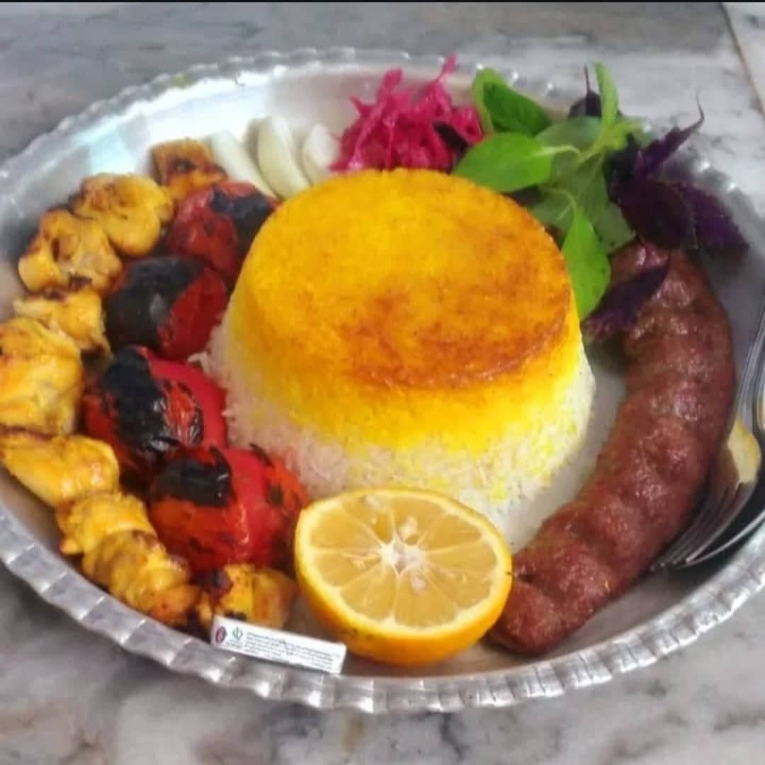 رستوران سلف سرویس فاطما گل در خوی