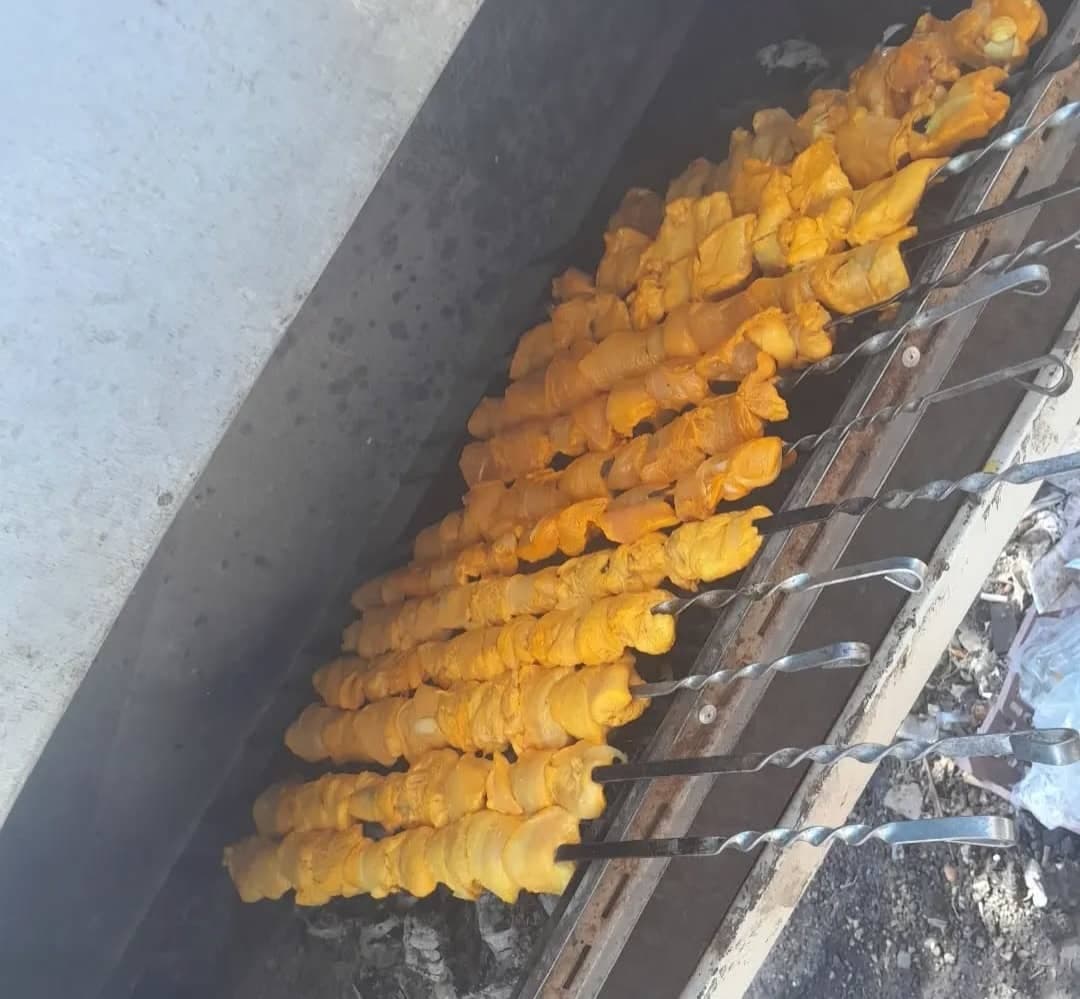 غذای آماده و بیرون بر وحدت در تربت حیدریه