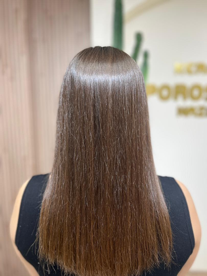 خدمات تخصصی کراتین و احیا مو سولماز نعلی در بابلسر