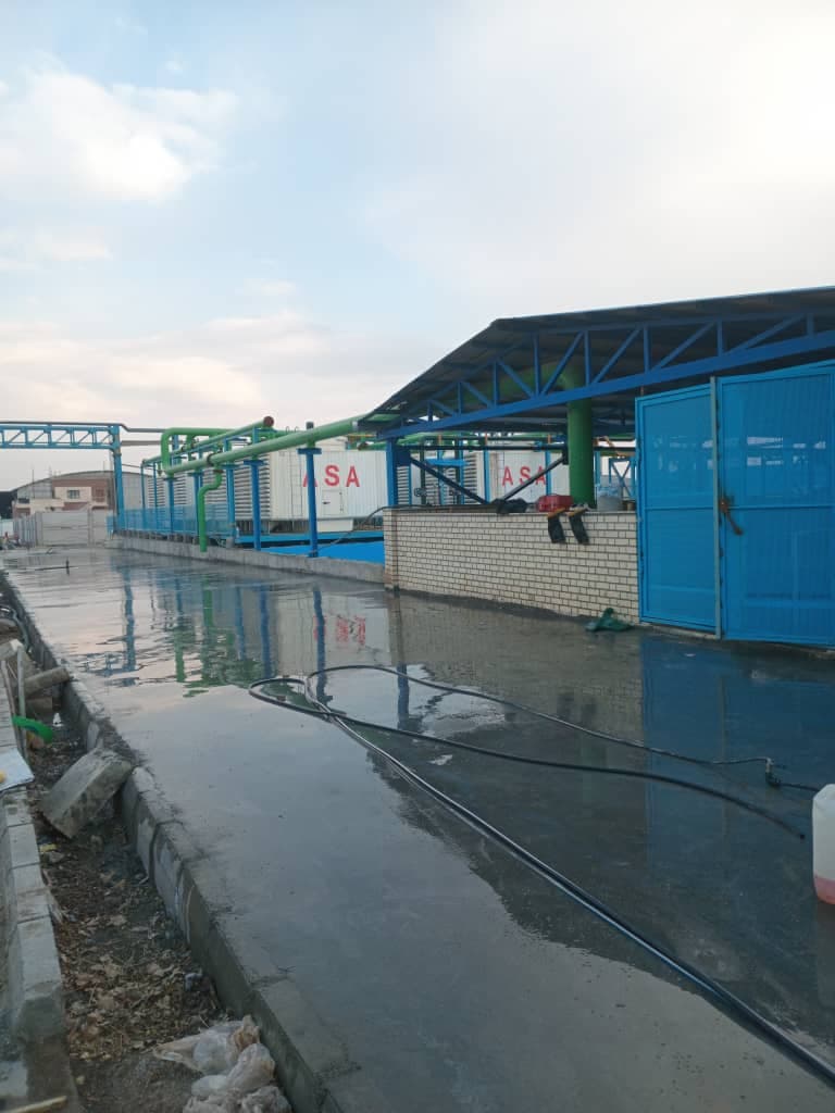 بتن ریزی کف با ماله پروانه ای حاجوی در قزوین