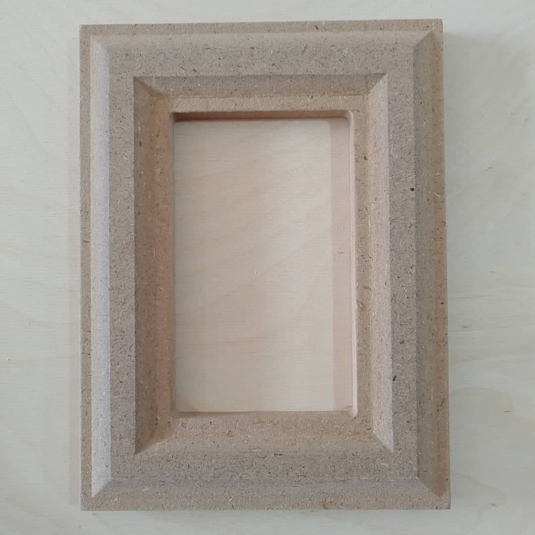 تولید بیس هنری چوبی آقایی در اصفهان