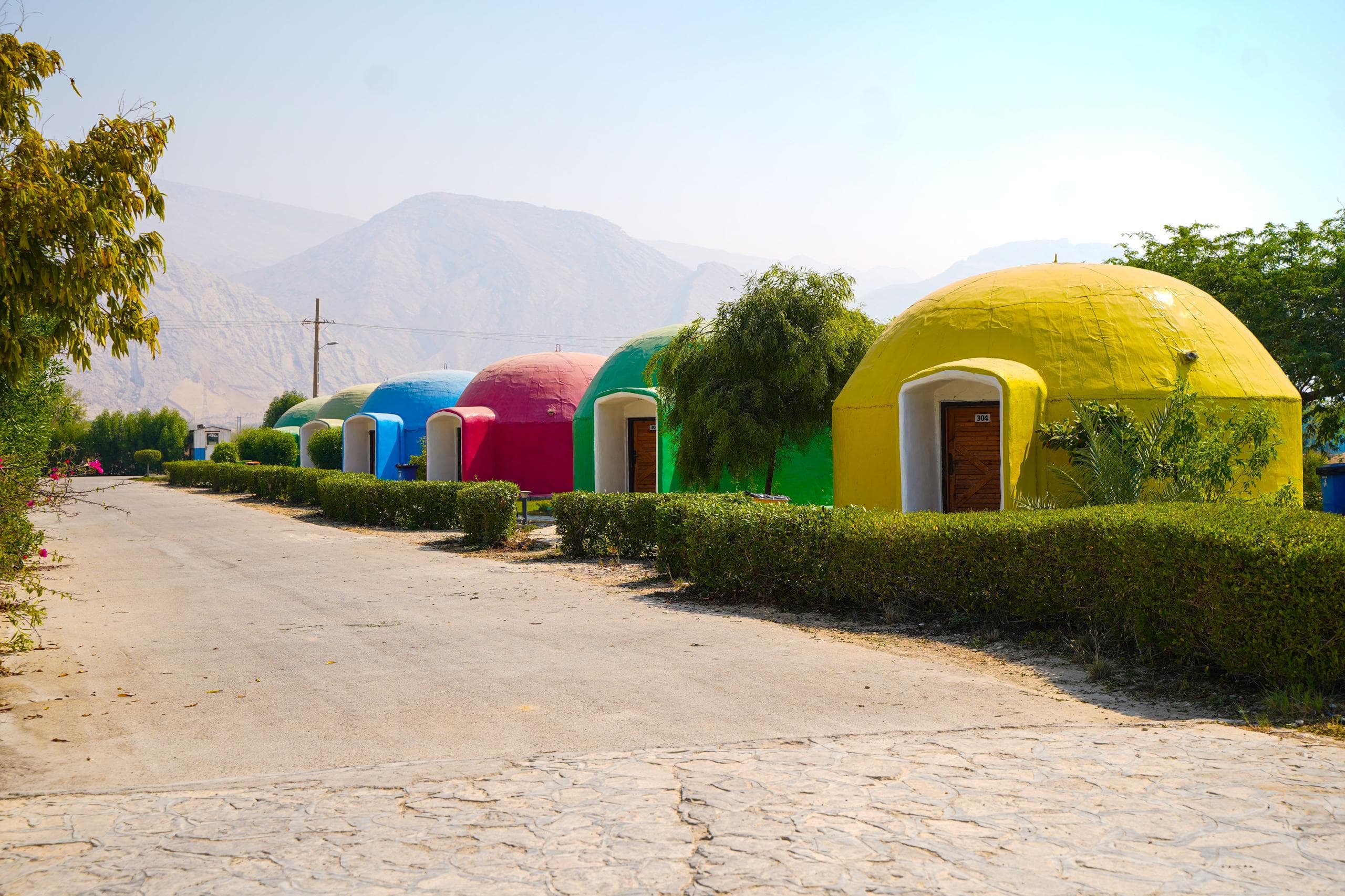 دهکده گردشگری ساحلی پازارلند در عسلویه