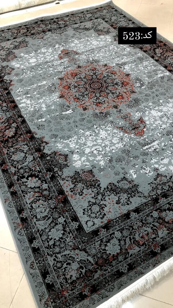 فروشگاه تخفیفی فرش موکت عارفی در ملایر