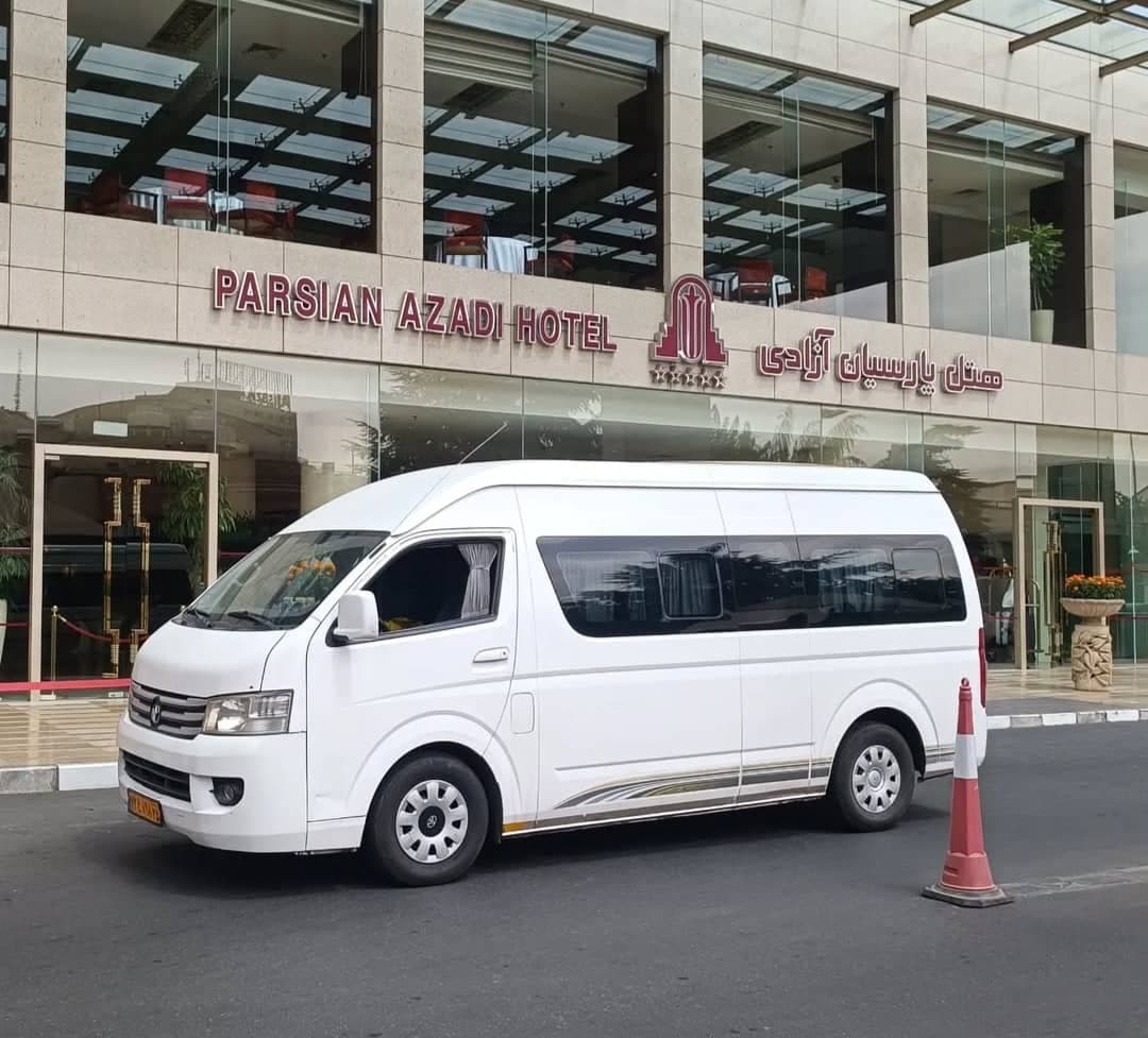 اجاره ون تشریفاتی ائلوین گشت در تبریز